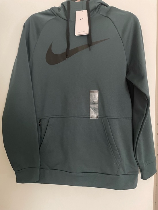 Nike Other - Nike Forest Green Hoodie with Black Swoosh Therma-Fit